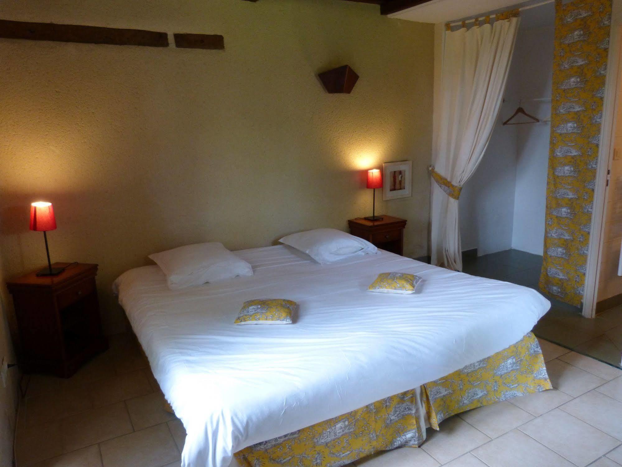 Anjou Golf And Country Club Hotell Champigné Exteriör bild