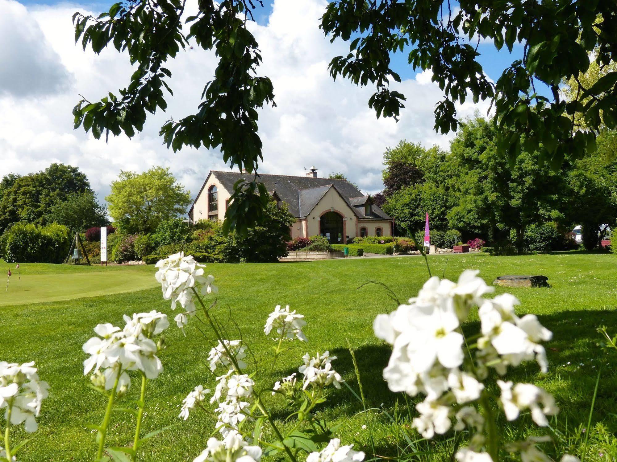 Anjou Golf And Country Club Hotell Champigné Exteriör bild