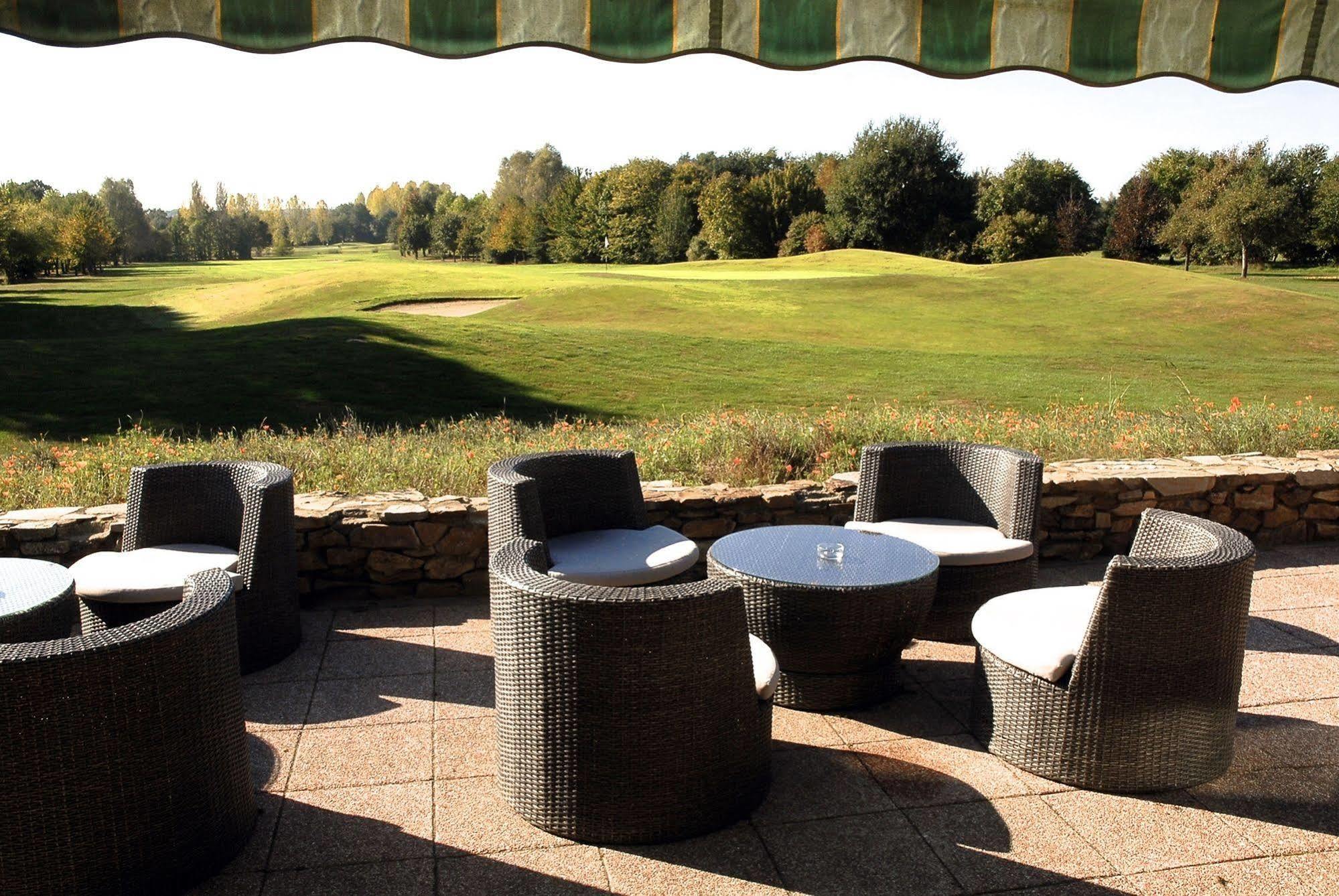 Anjou Golf And Country Club Hotell Champigné Exteriör bild