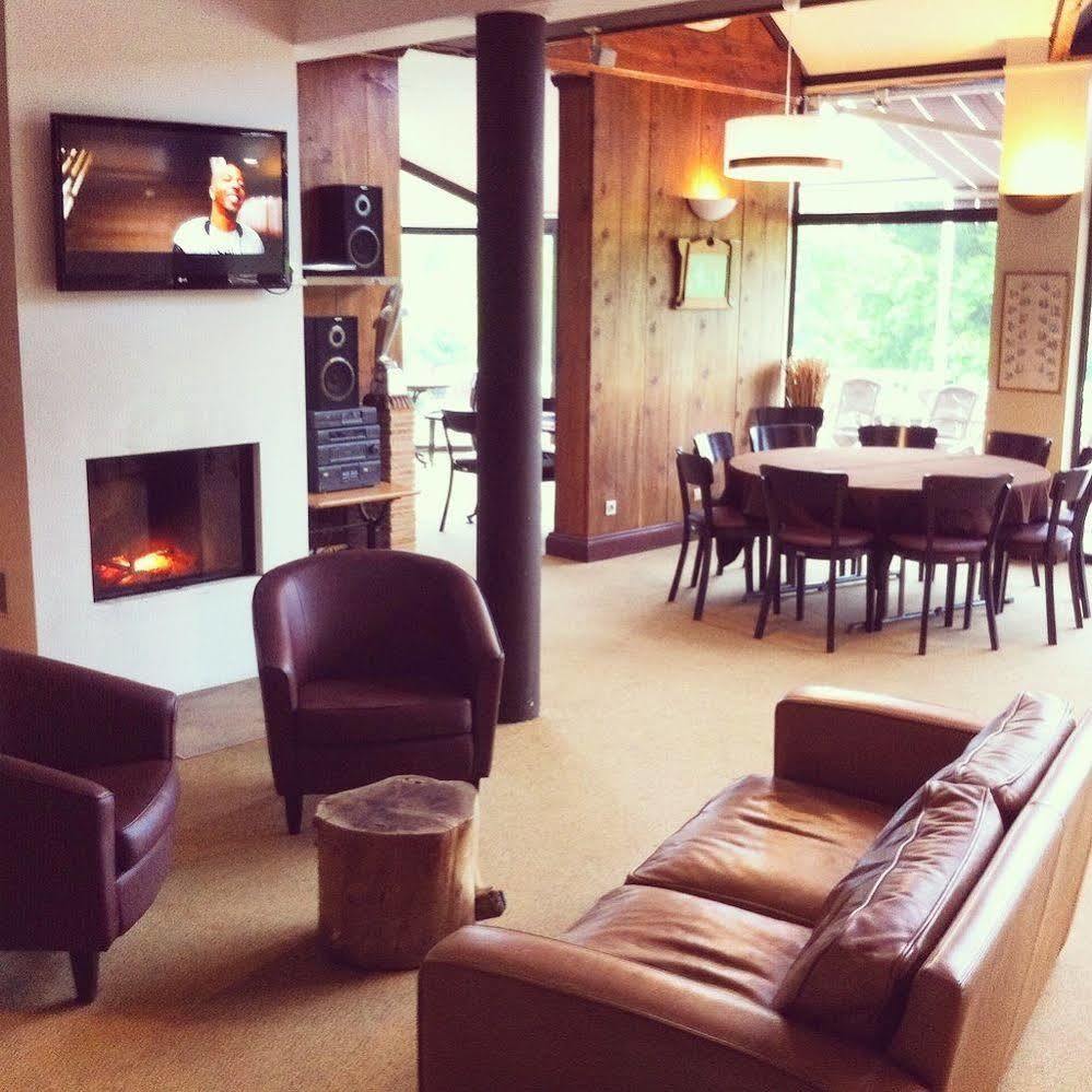 Anjou Golf And Country Club Hotell Champigné Exteriör bild